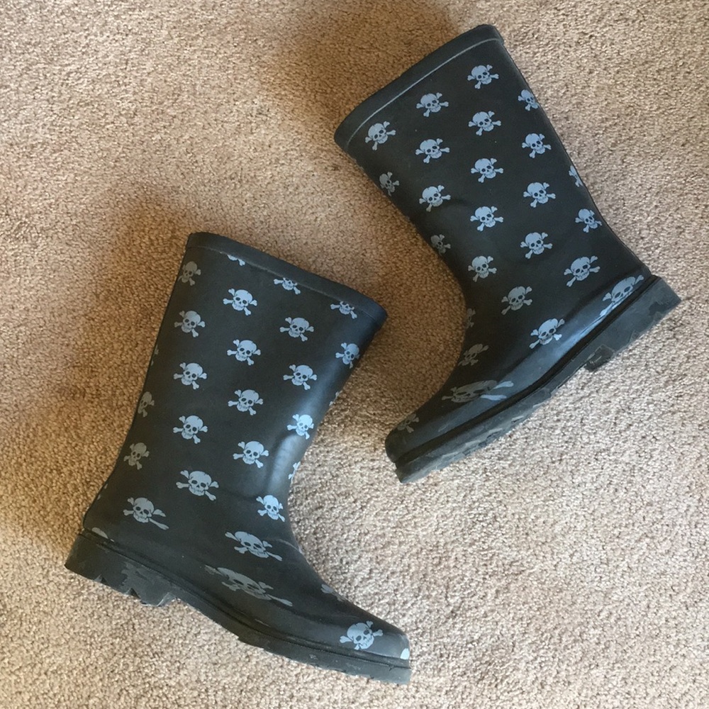 🖤☠️Children’s Black Cherokee Rain Boots - Picture 4 of 10